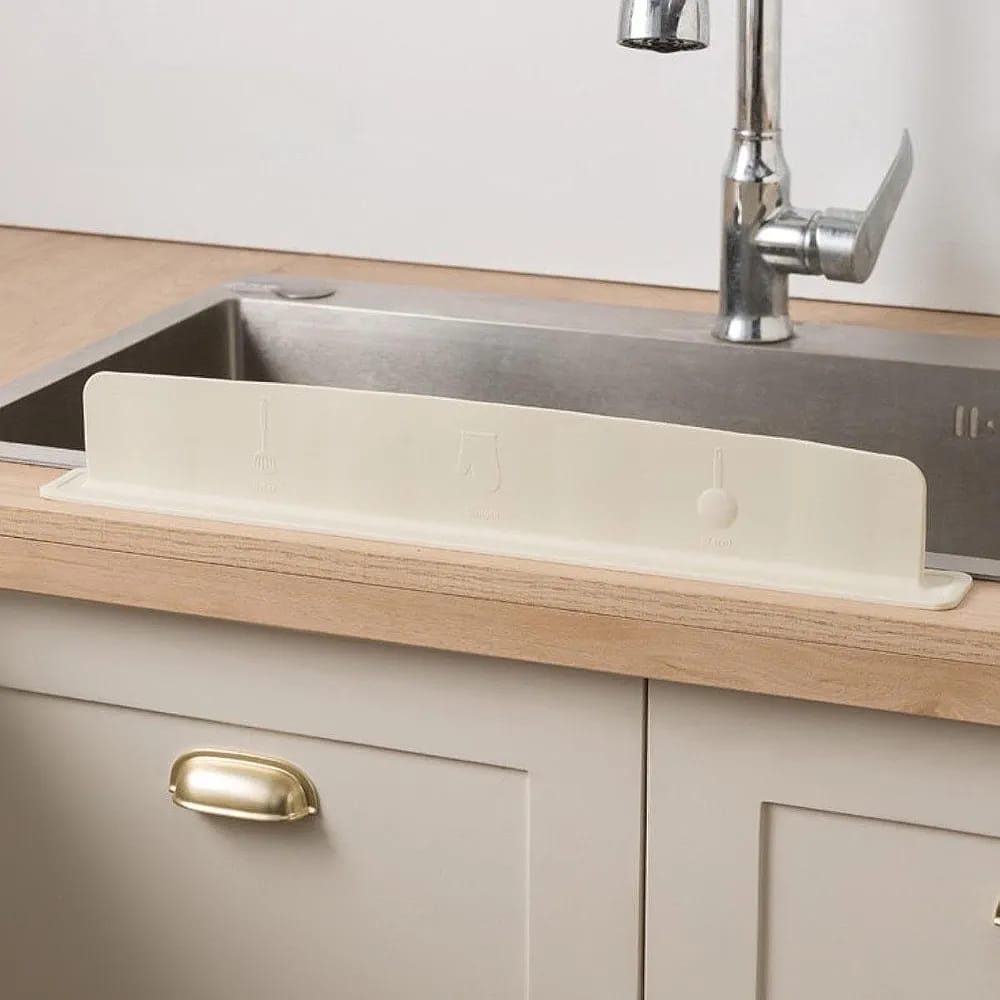 Kitchen Sink Splash Guard Water Barrier