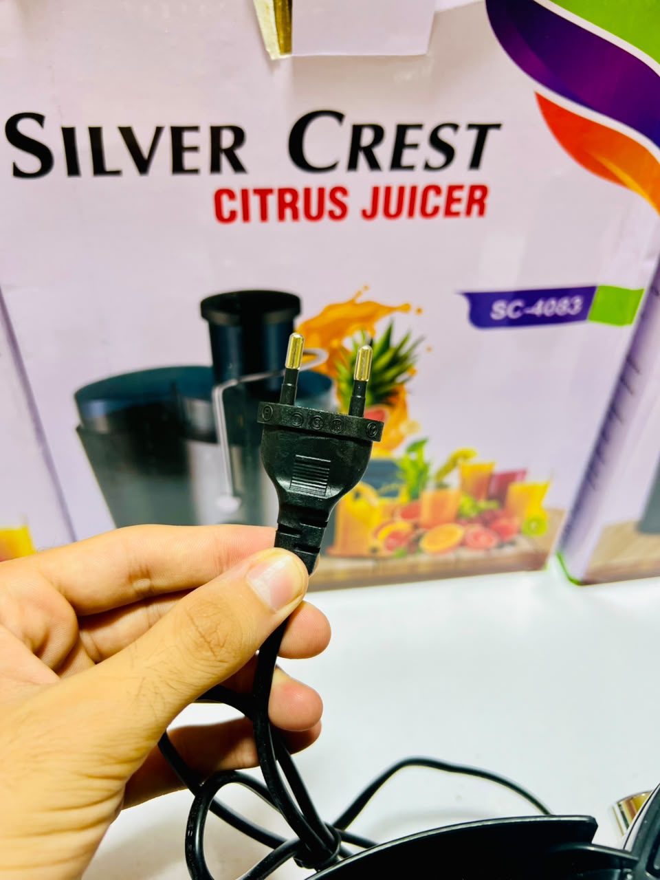 Silver Crest Fruit Juicer With Two Speed Settings