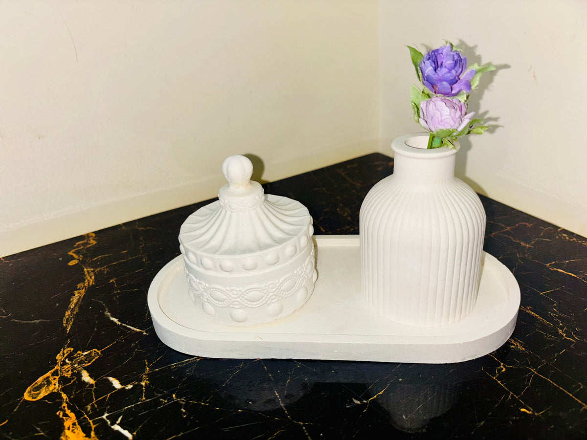 Aesthetic 3-Piece Organizer & Home Decor Set with Oval Tray, Mini Vase & Decorative Storage Box | Vanity, Coffee Table & Bedroom Decoration